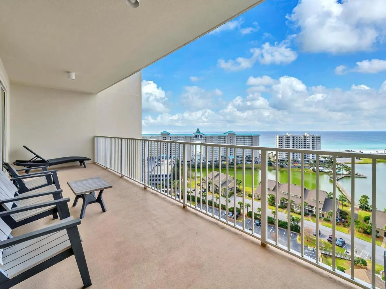 Ariel Dunes Ii 1608 * 데스틴