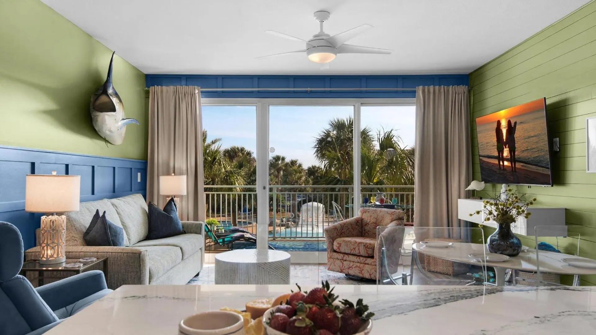Sterling Shores 215 *