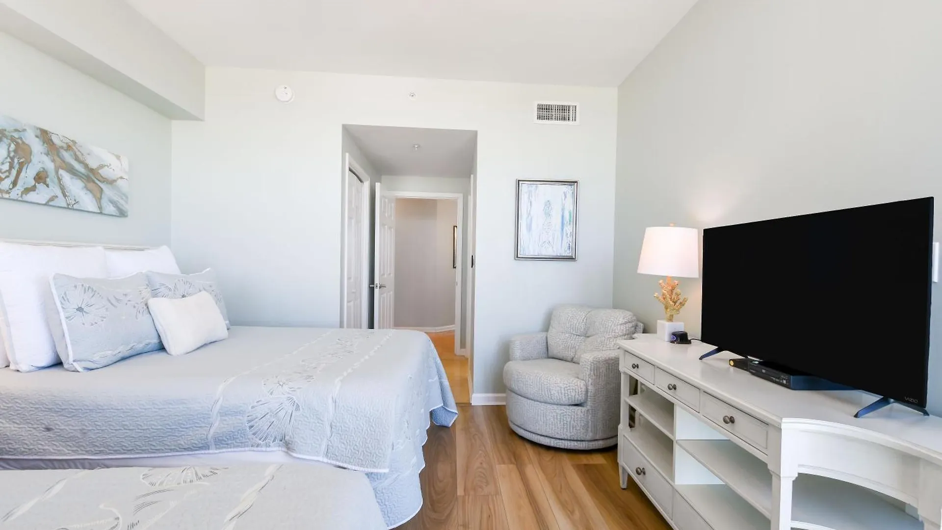 Silver Towers W1606 Apartamento
