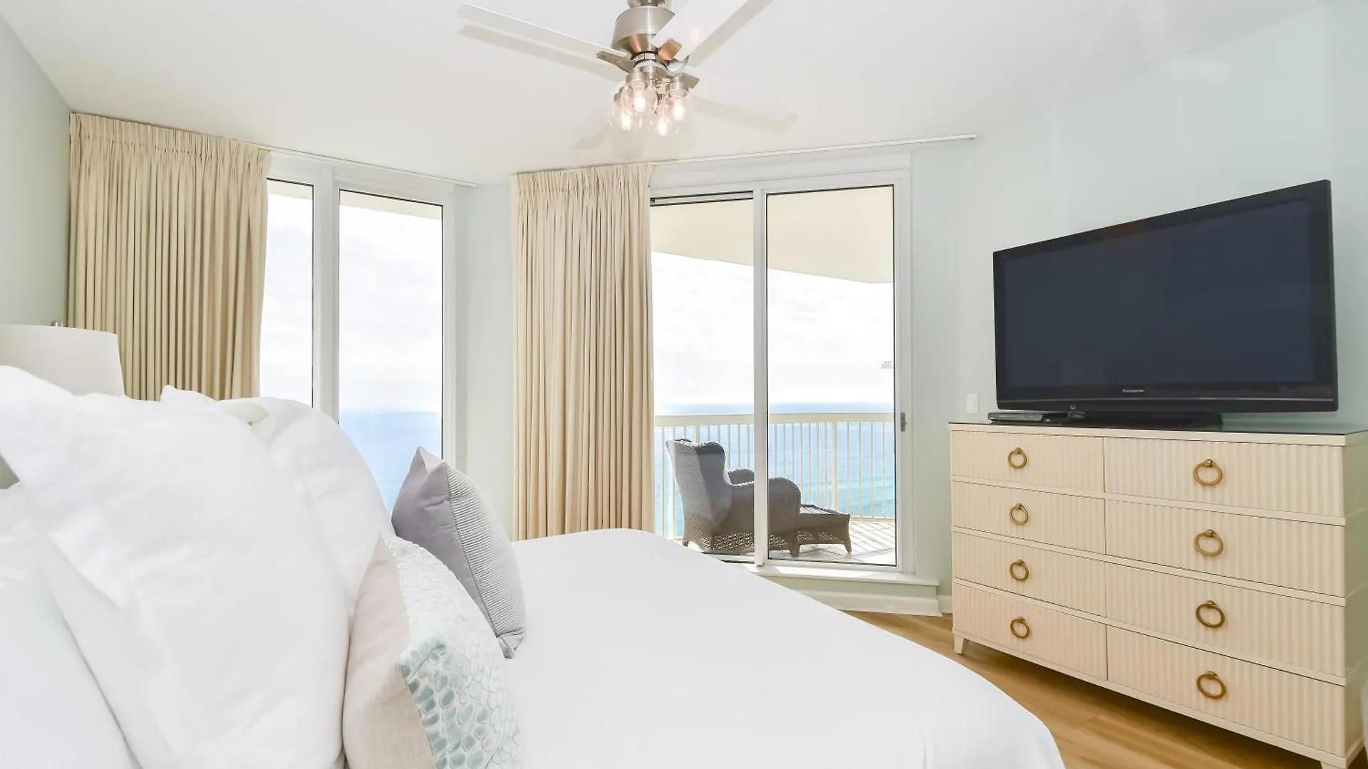Apartamento Silver Towers W1606