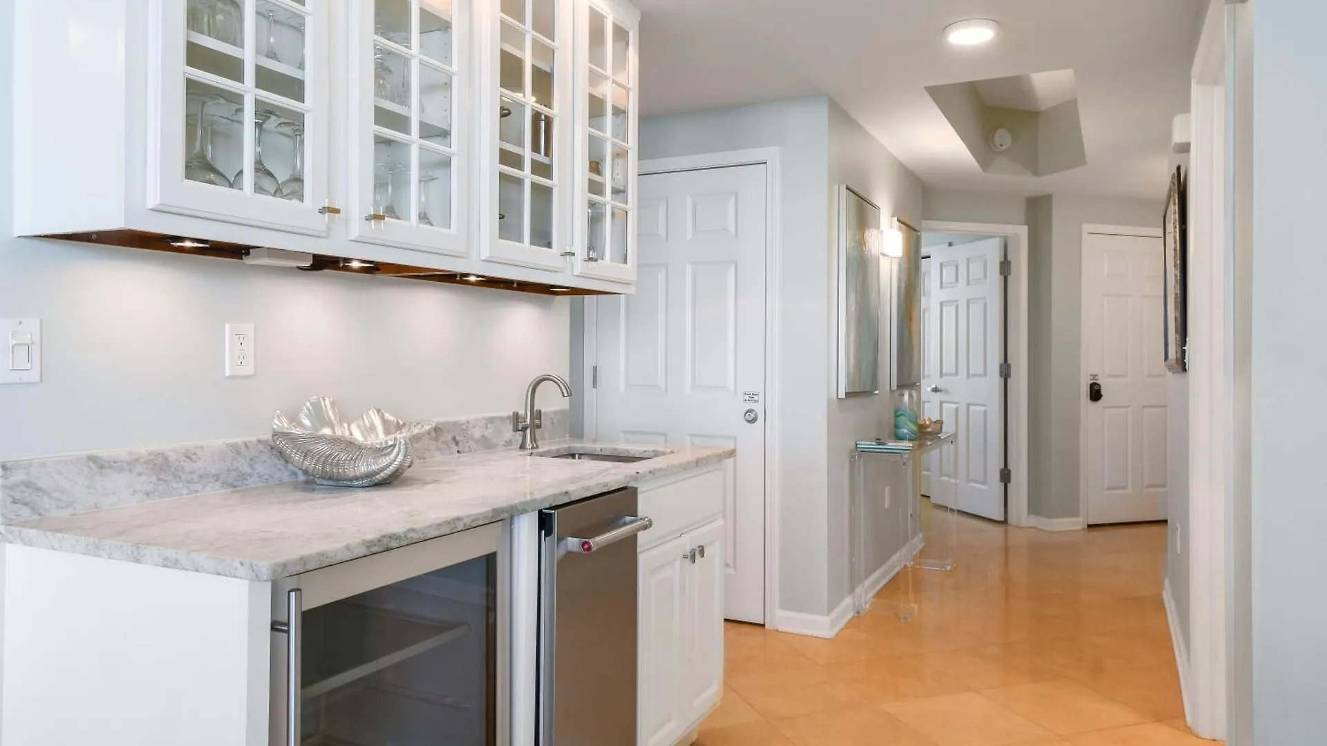Silver Towers W1606 Destin