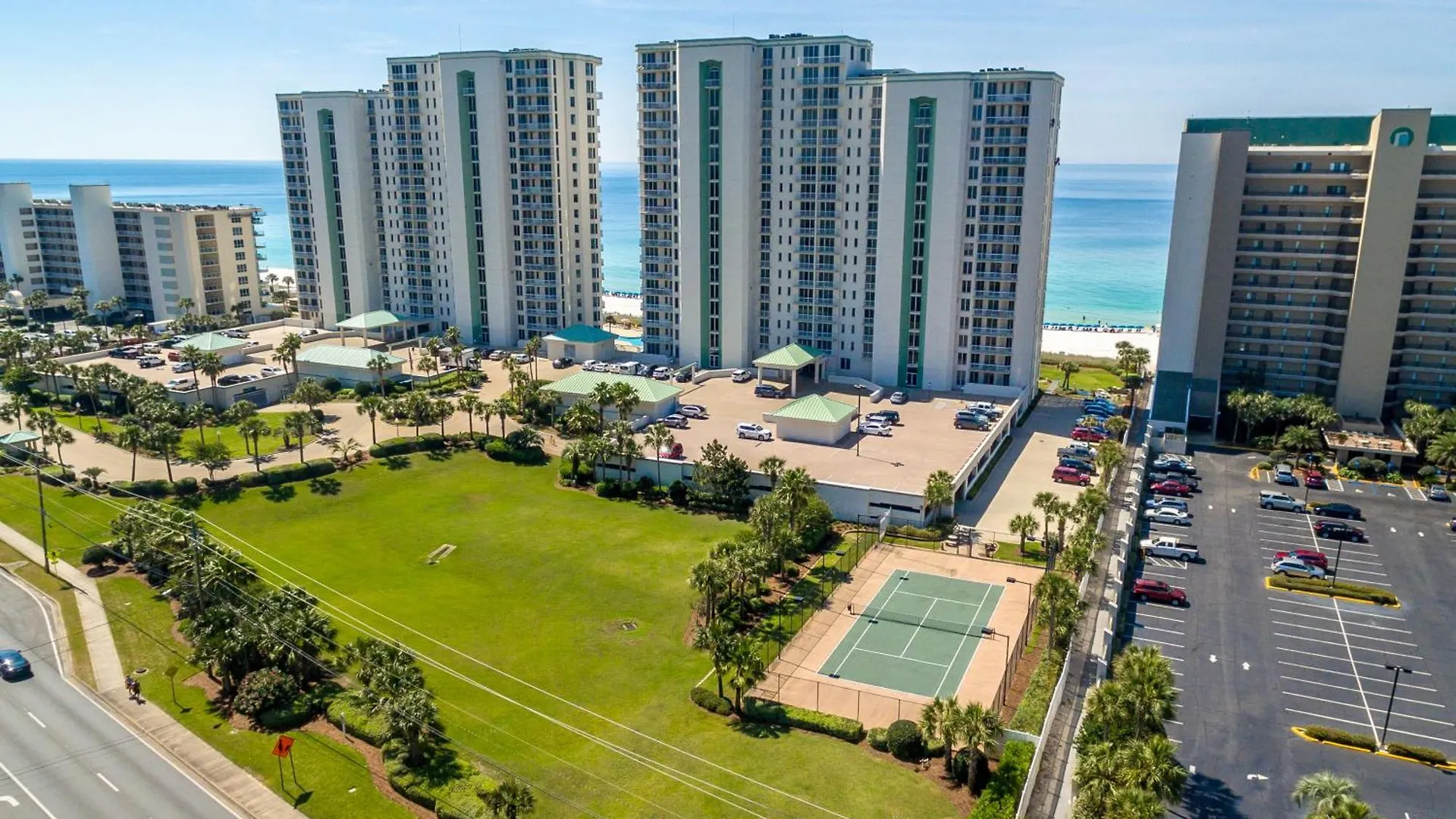 Silver Towers E1606
