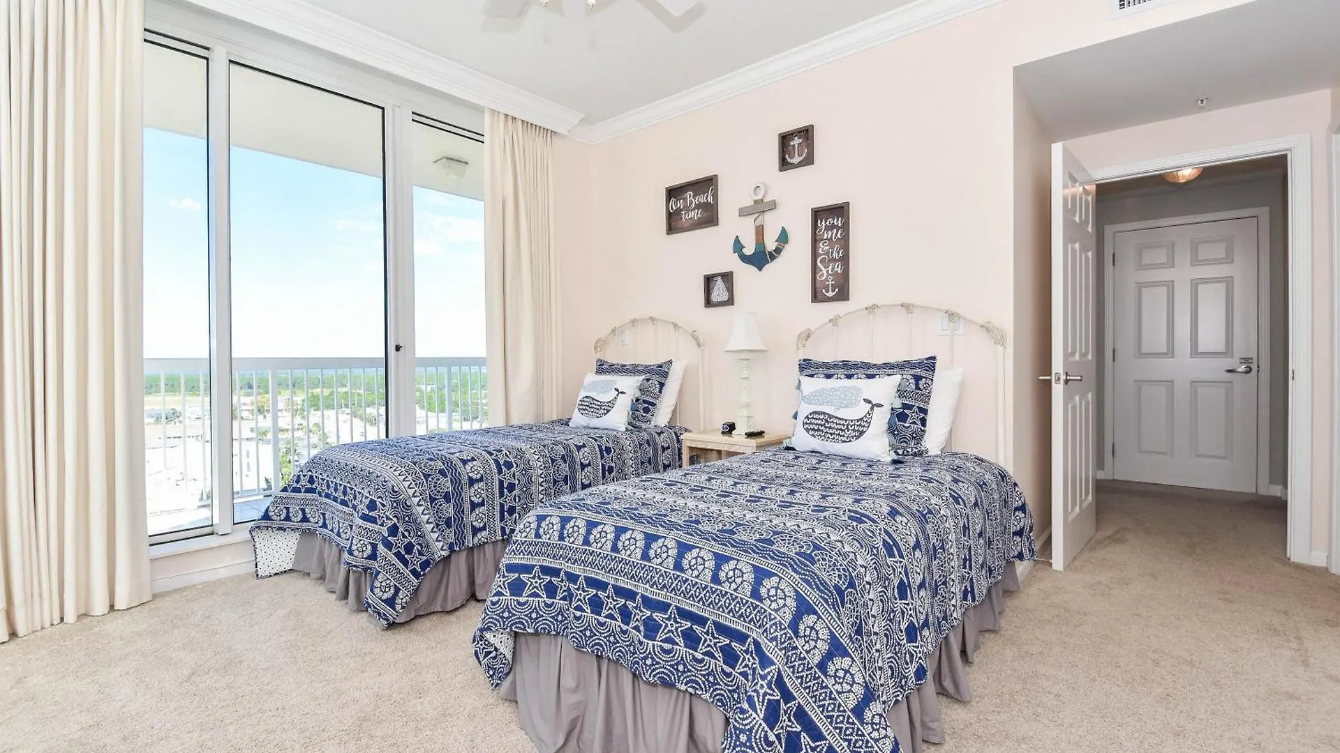 Apartment Silver Towers E1606