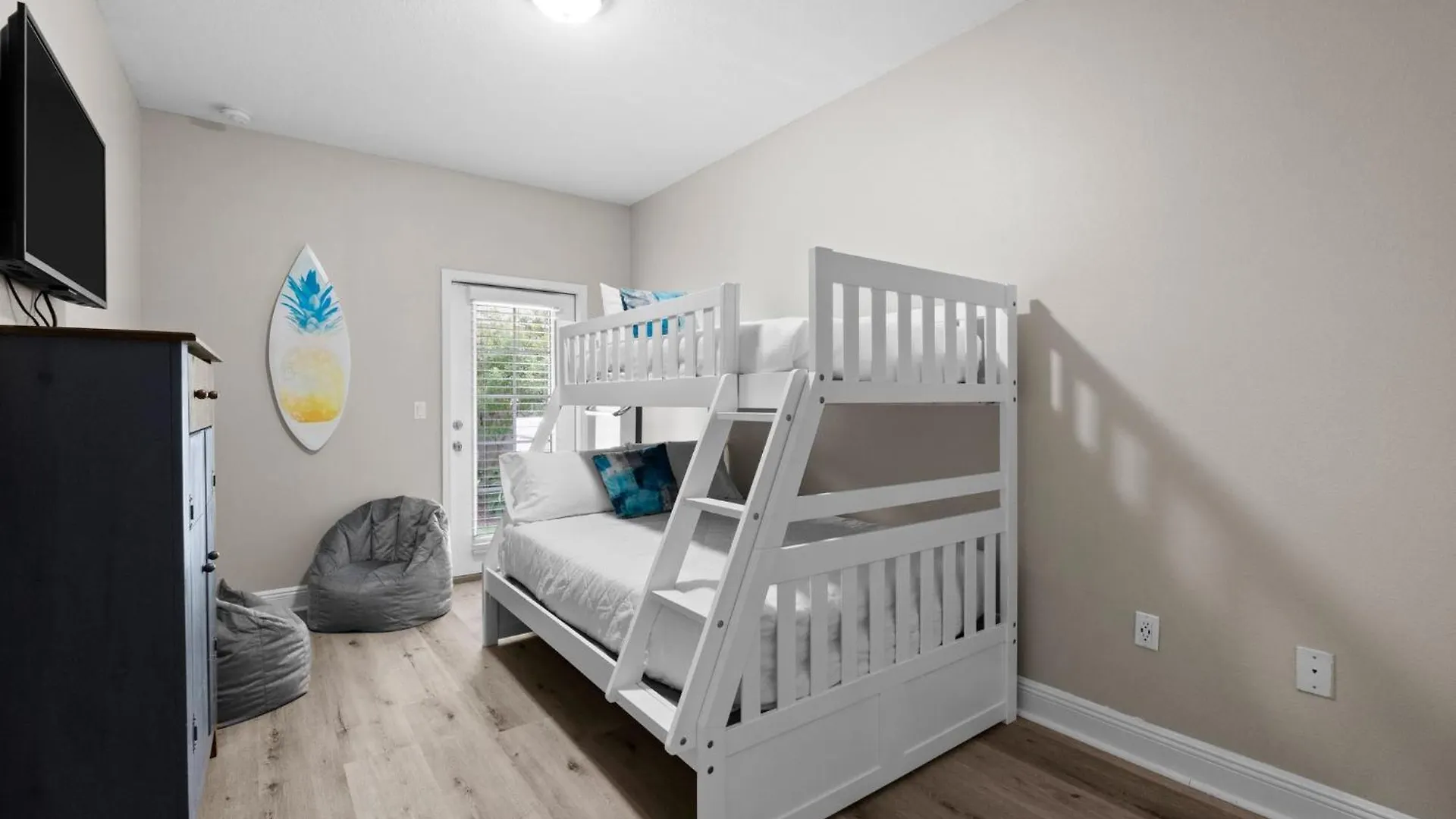 Crystal Dream With Pool And Dog Park Daire Destin