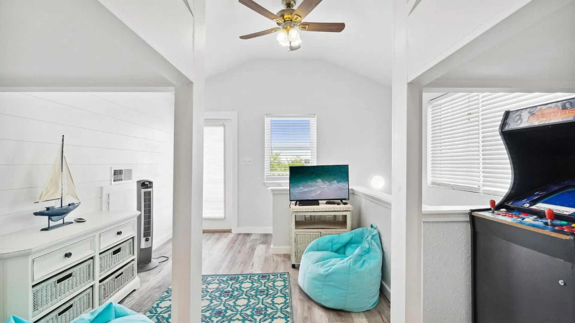 Semesterbostad Frangista Breeze With Heated Pool Destin
