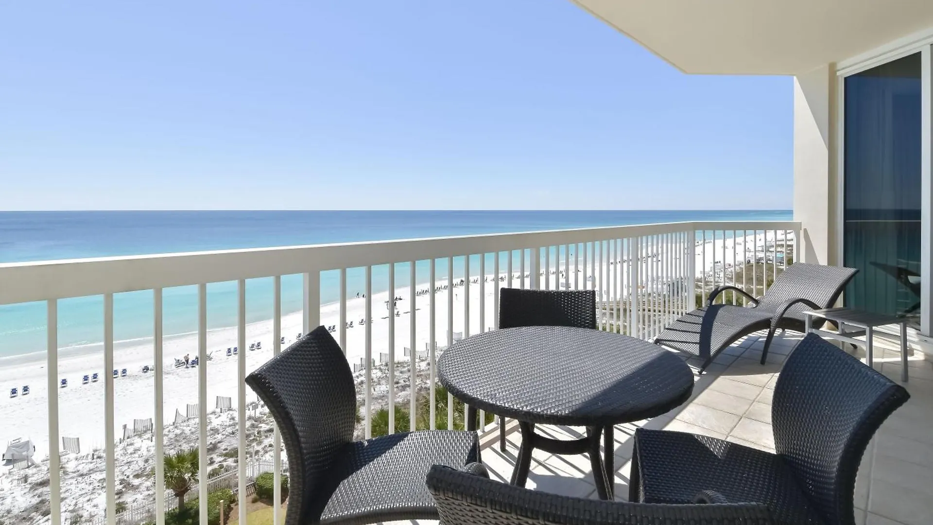 Silver Towers W702 * Destin