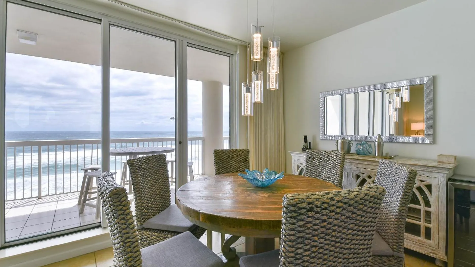 Silver Towers E703 Destin