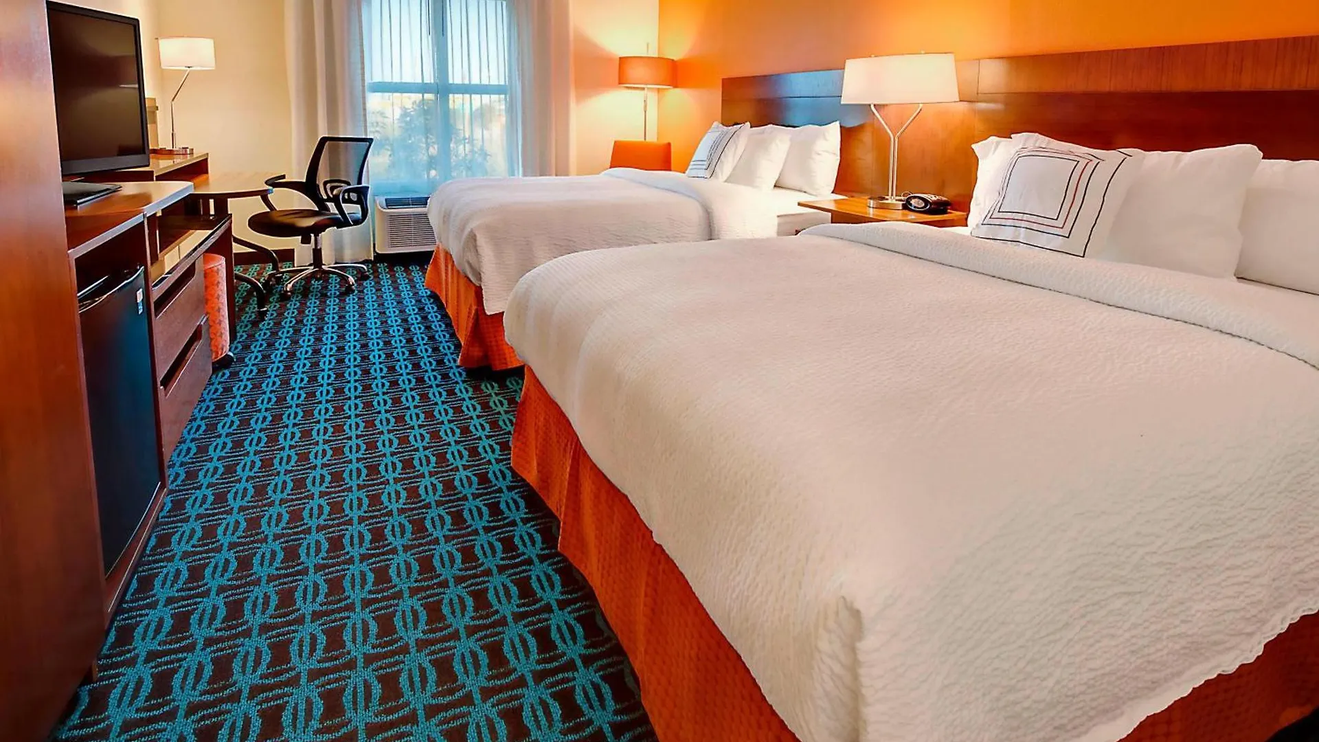 Fairfield & By Marriott 3*