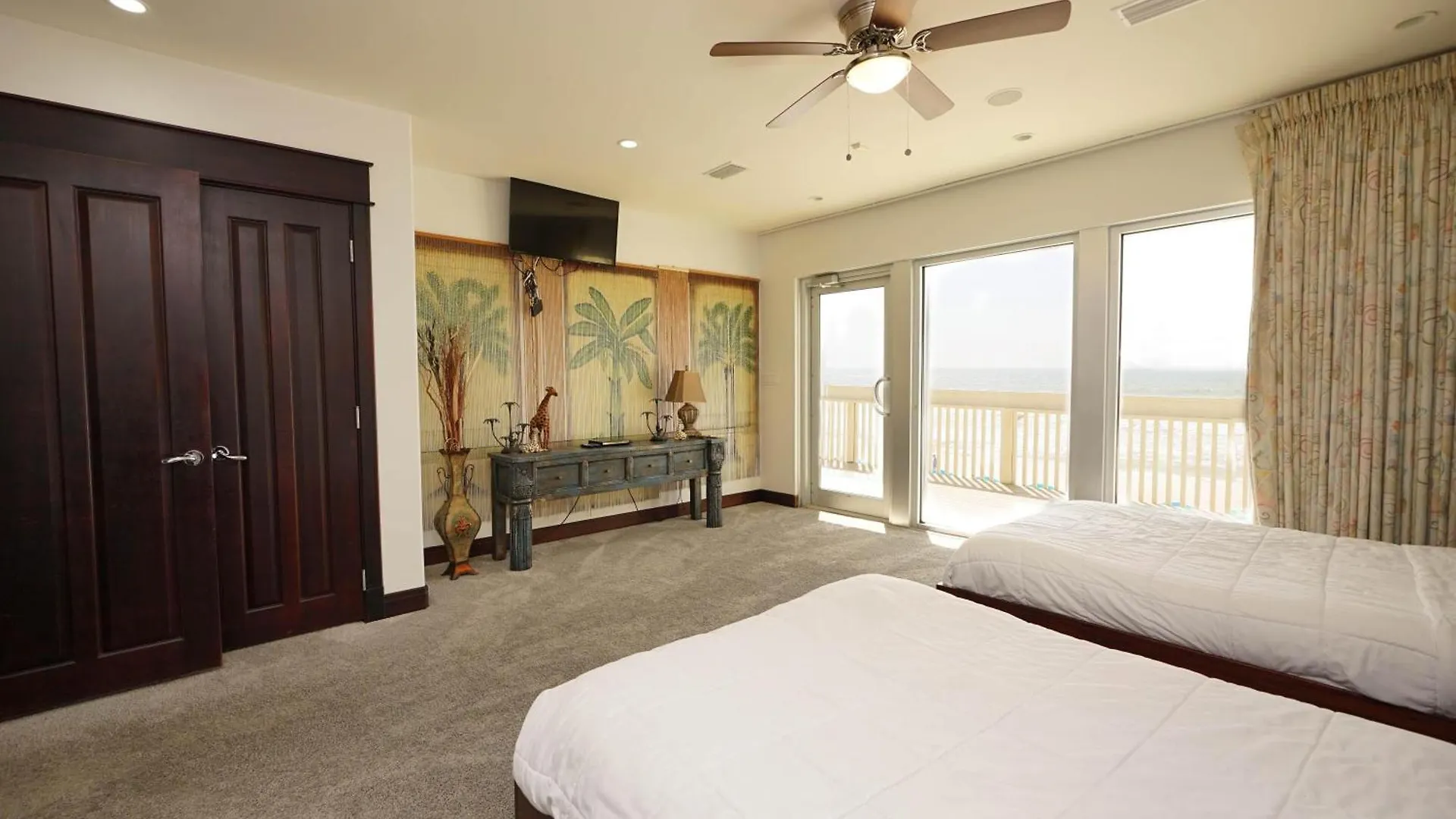 Sandpiper Cove 2142 Destin