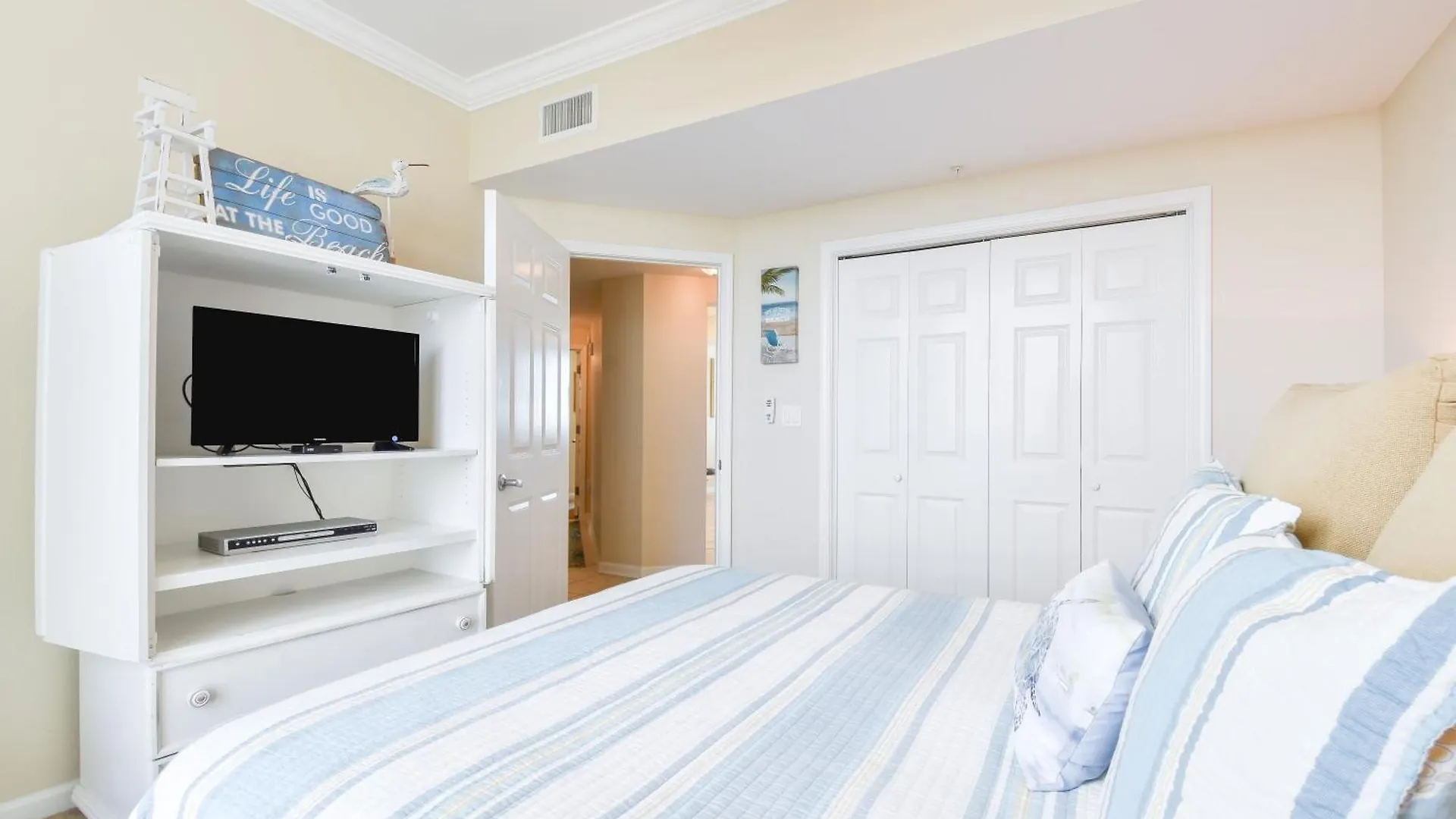 Apartment Silver Towers W1604 *
