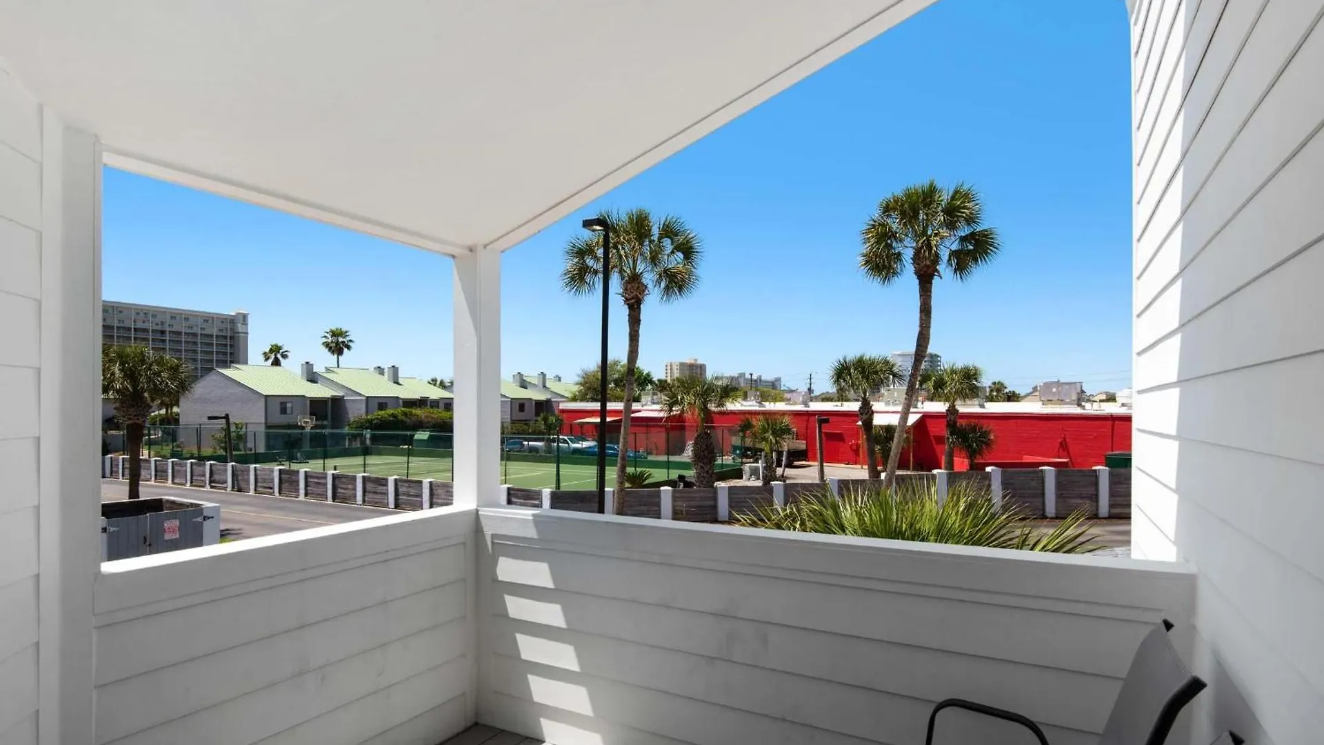 Shoreline Towers Townhouse 4-4 Holiday home