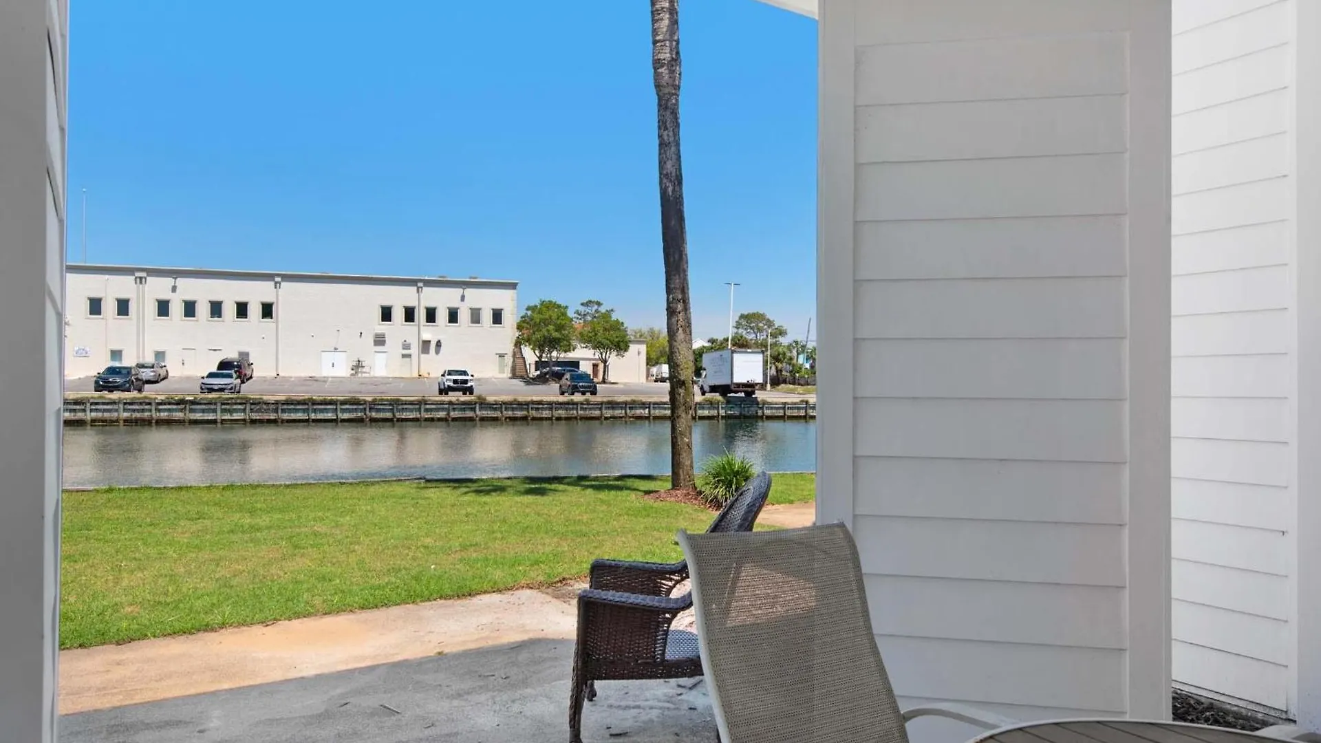 Shoreline Towers Townhouse 4-4 Holiday home