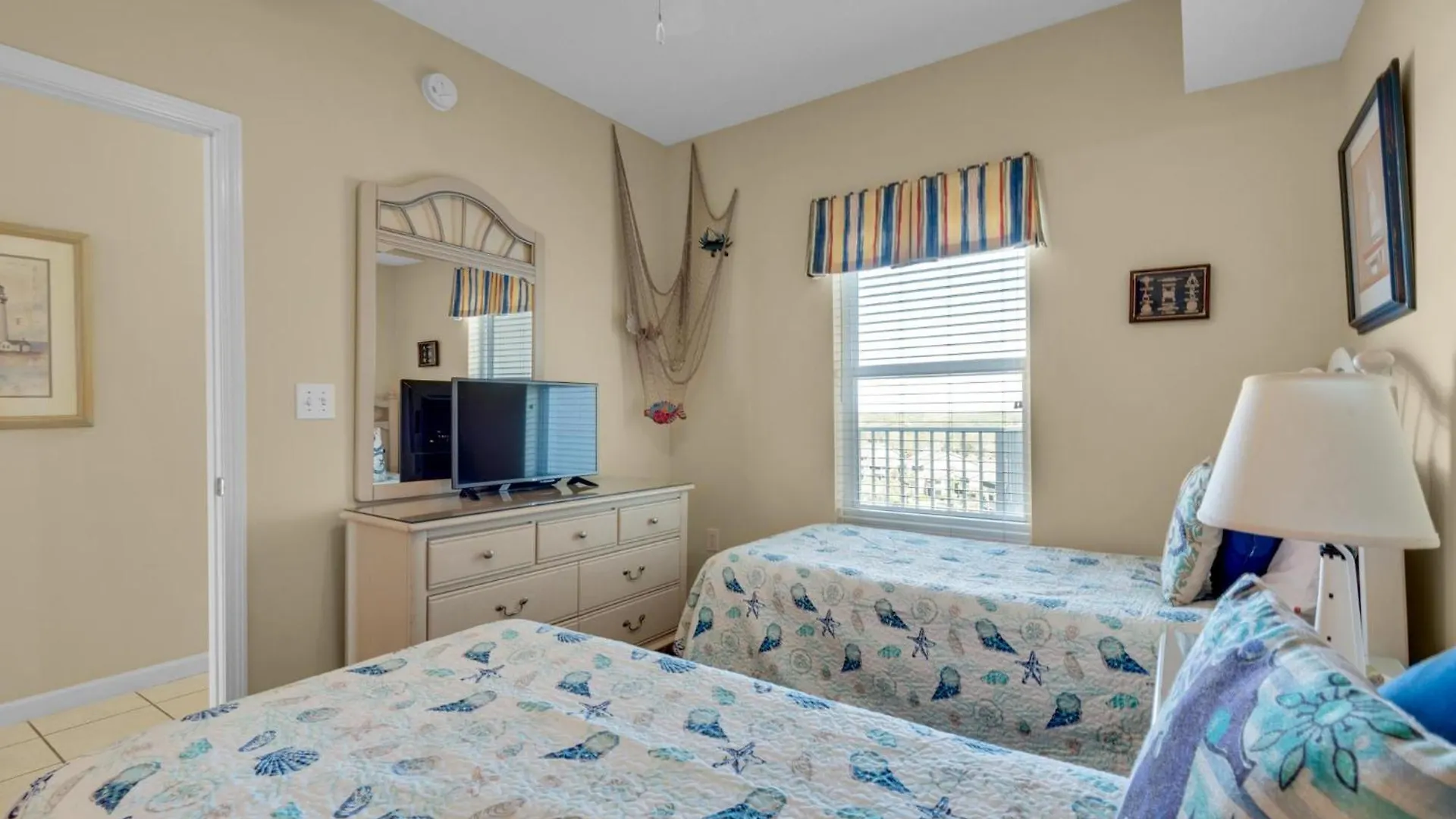 Semesterbostad Majestic Sun 704b Destin