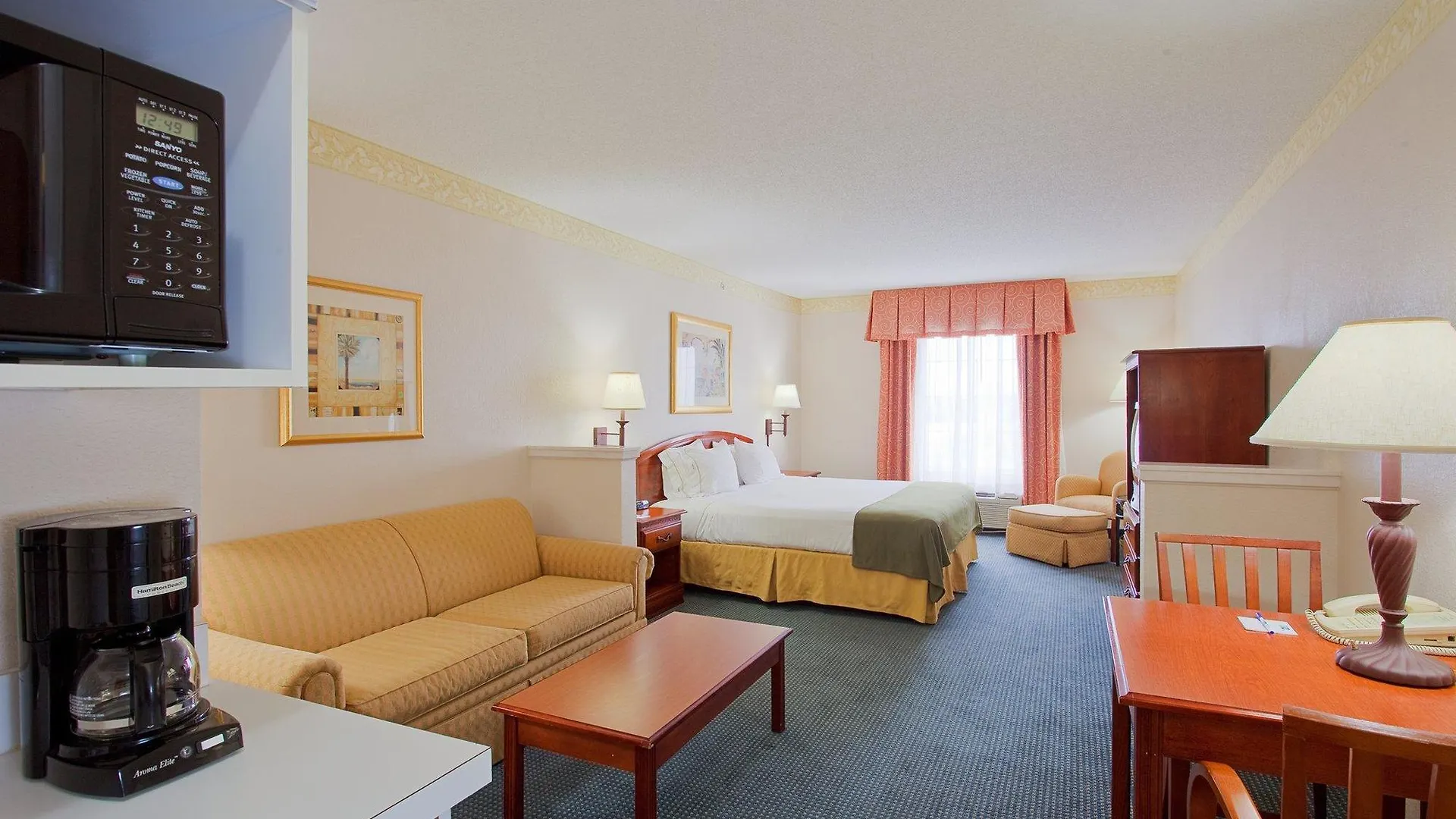Szálloda Express E - Commons Mall Area By Ihg Destin