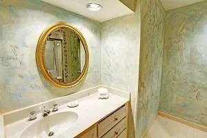 Shoreline Towers By Isle 3* 데스틴