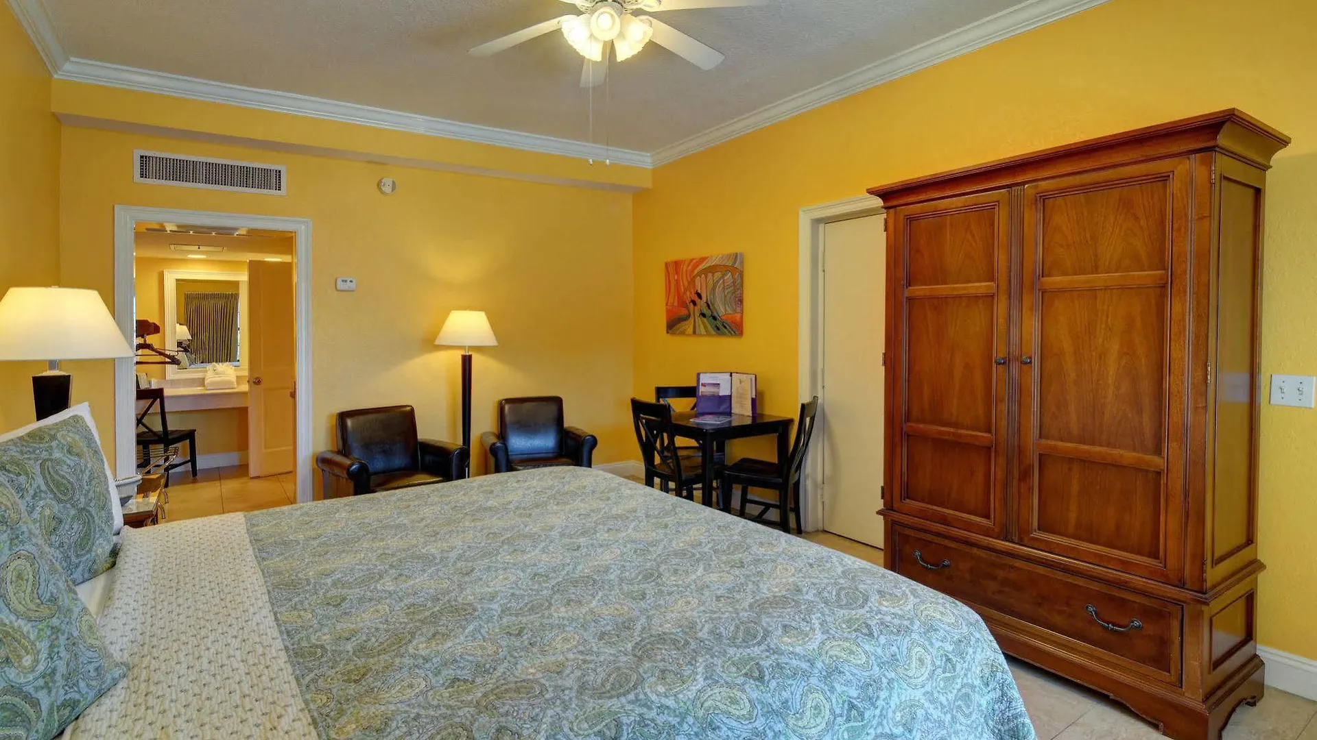 Beachside Hotel 3*