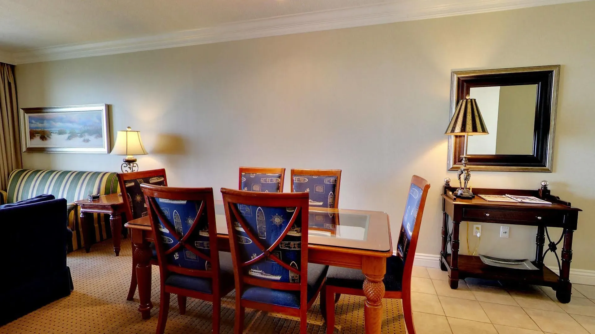 Hotel Emerald Grande At Harborwalk Village Destin