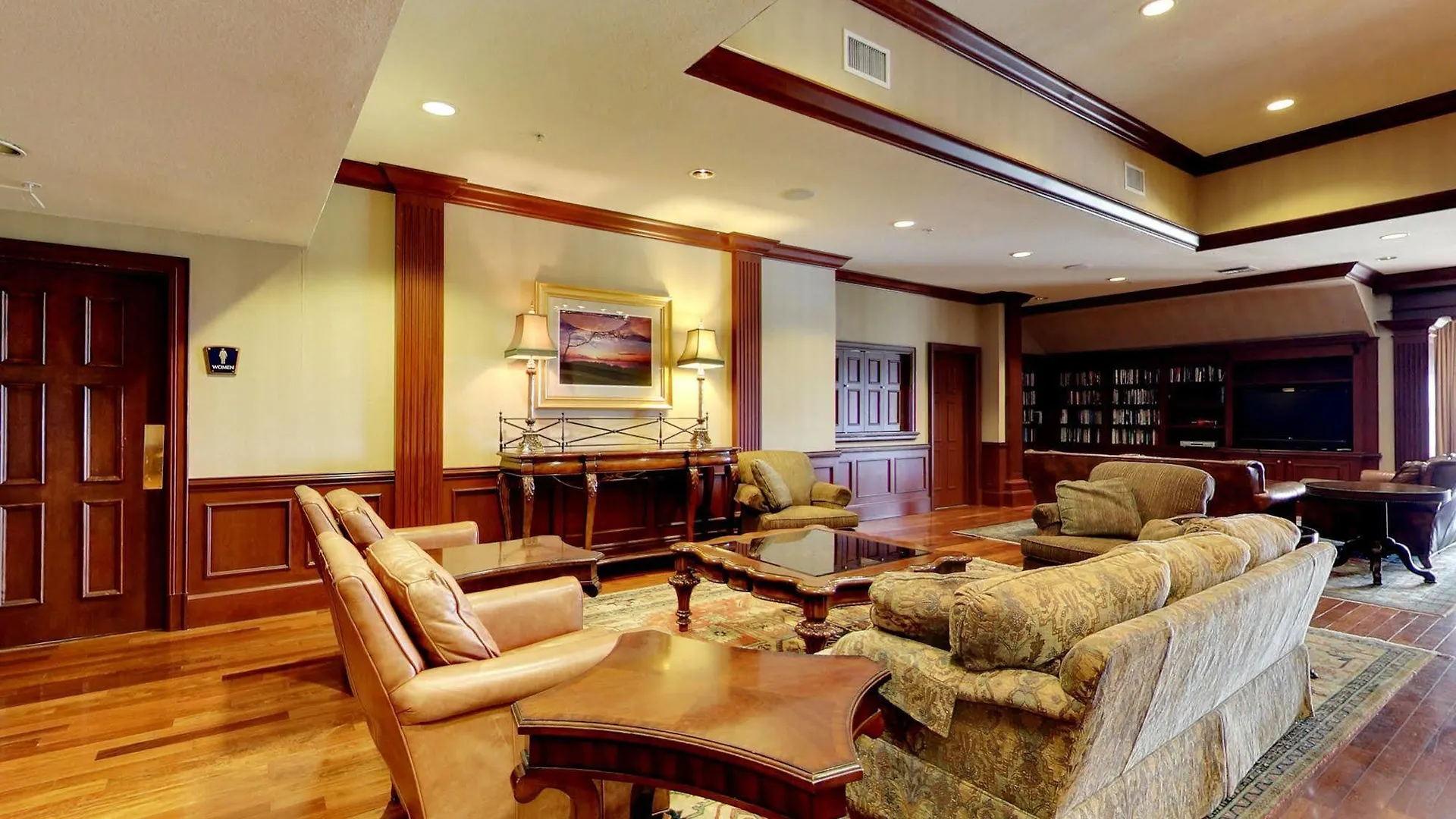 Hotel Emerald Grande At Harborwalk Village 3*