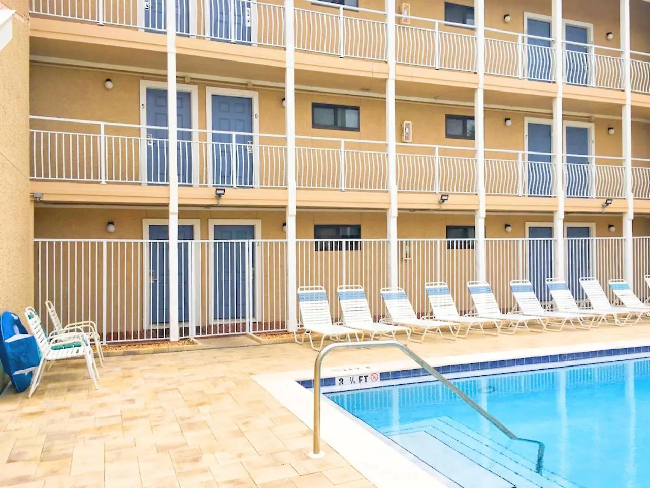 Crystal A-2 * Destin