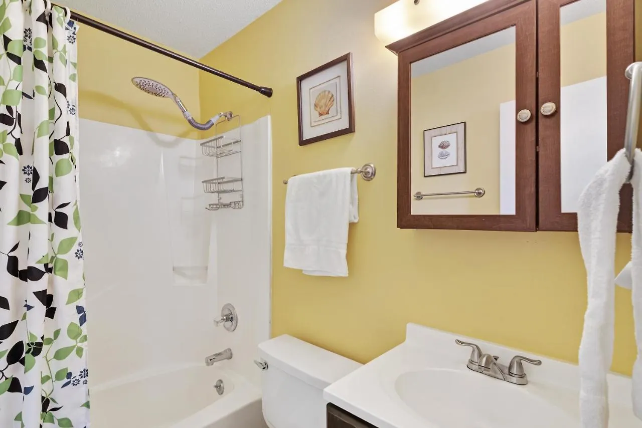 Canal Place #8 *