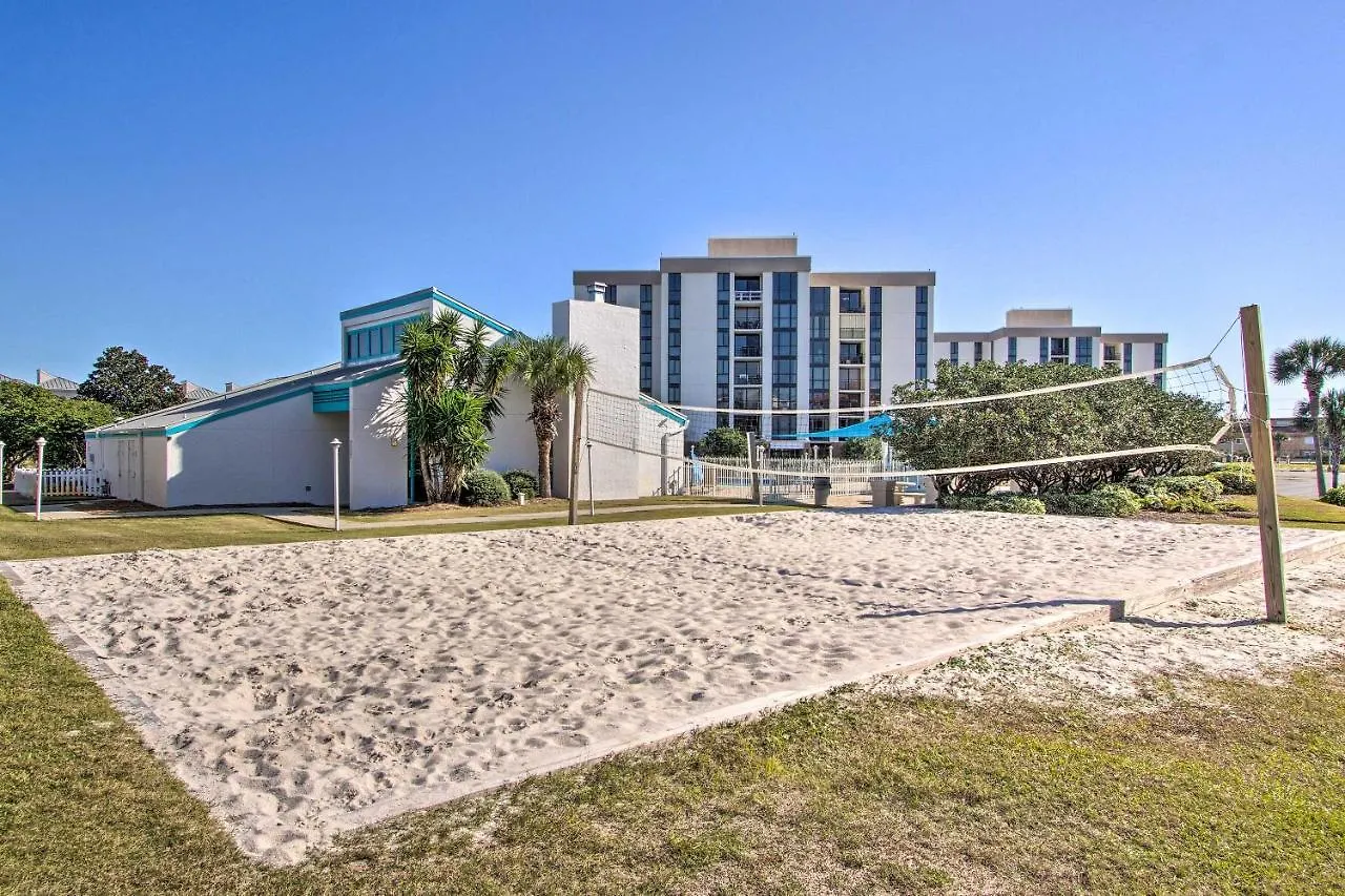Apartment Airy With Pool - Walk To Private Beach!